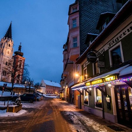 Hotel Gasthof Zum Jaegerwirt Mariazell Exterior foto